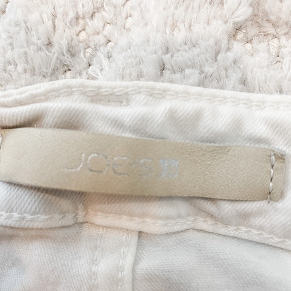 Joe's Jeans - Women’s Spotless Rolled Short Size 27 - Picture 3 of 9